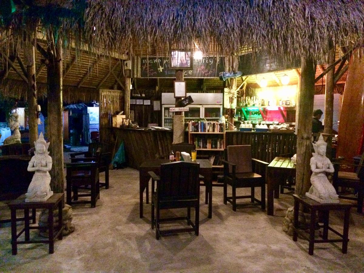 Отель Sea Paradise Ban Khlong Kloi Экстерьер фото